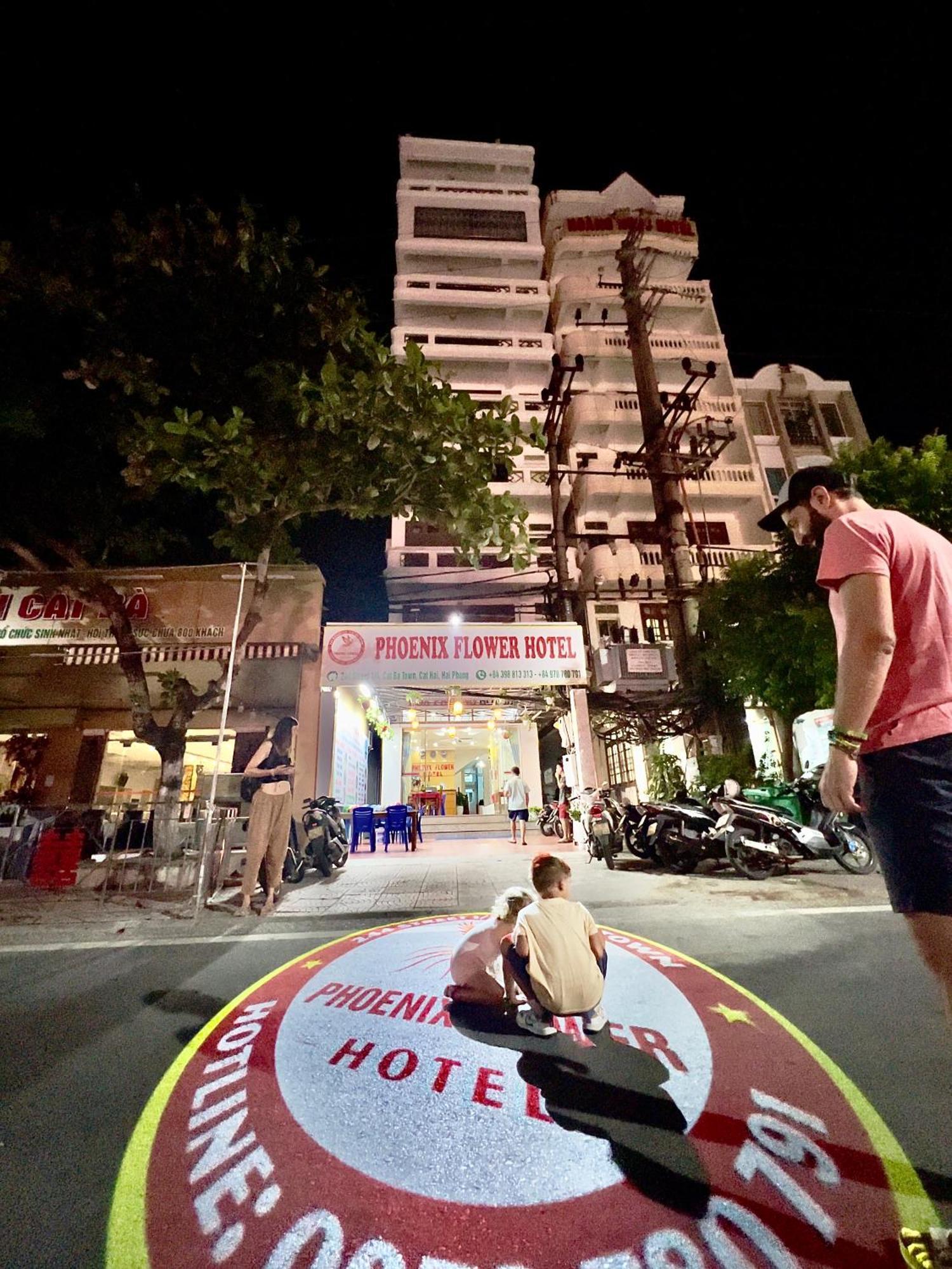 Phoenix Flower Hotel Dong Khe Sau 外观 照片