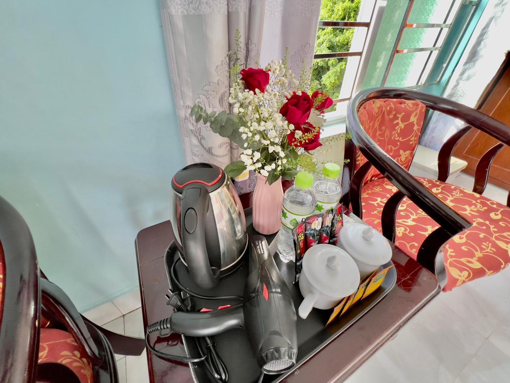 Phoenix Flower Hotel Dong Khe Sau 外观 照片